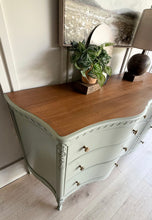 Load image into Gallery viewer, Drexel Dresser