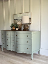 Load image into Gallery viewer, Drexel Dresser