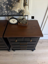 Load image into Gallery viewer, Ethan Allen Nightstands