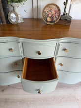 Load image into Gallery viewer, Dixie Dresser